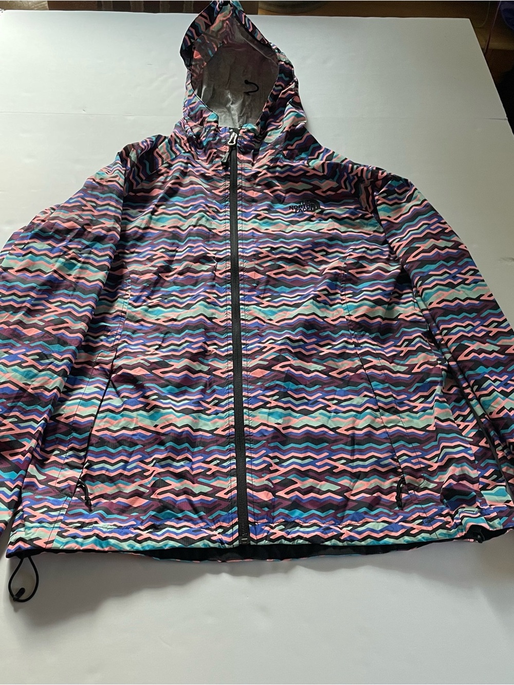 The North Face Multicolor Wave-Print Hooded Jacket